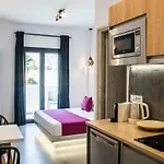 Dragonfly Apartahotel 4*