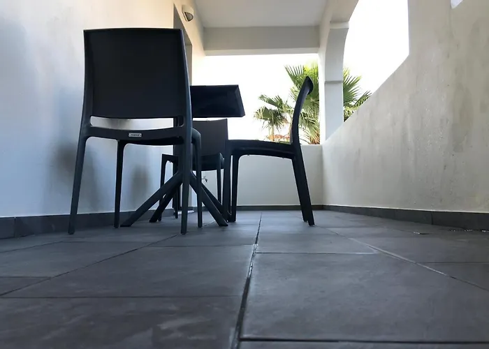 Aparthotel Dragonfly Kamari (Santorini)