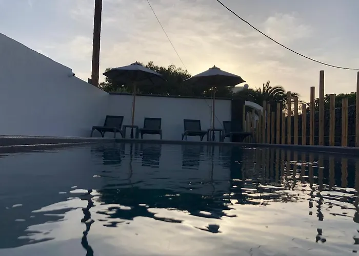 Dragonfly Kamari (Santorini)