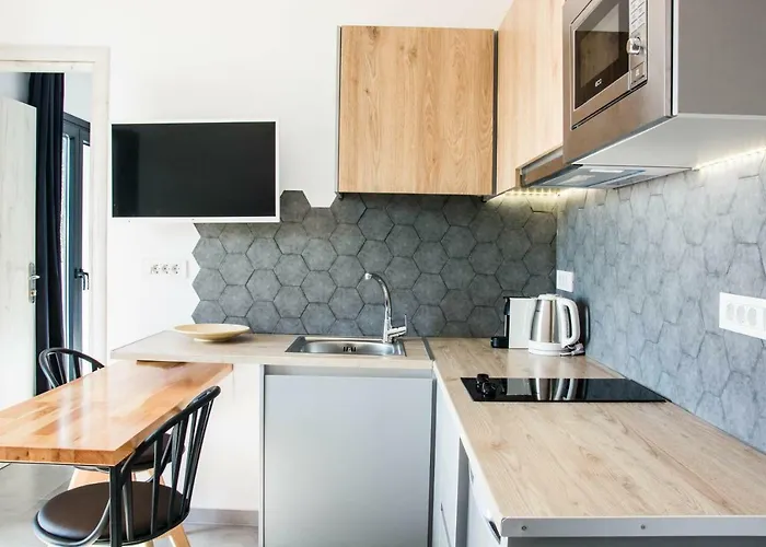 Dragonfly Aparthotel 4*