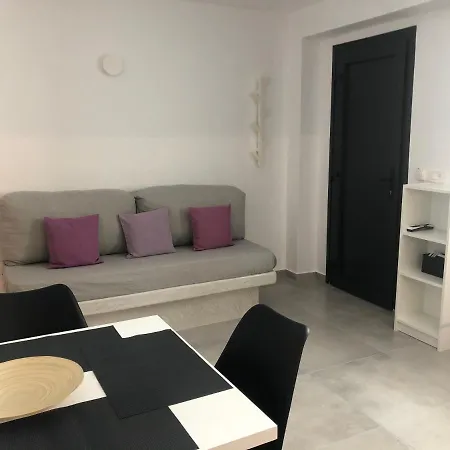 Dragonfly Aparthotel 3*
