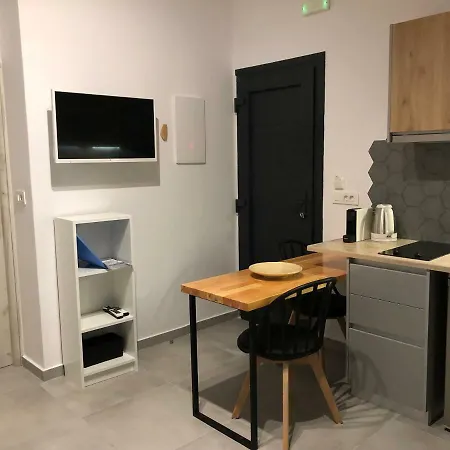 Dragonfly 公寓式酒店 4*